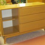 1542 Tambour buffet open