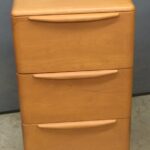 528 Pier Cabinet/nightstand in original very good Champagne