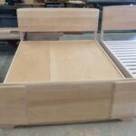picture was taken freshly made. still in shop. Queen Riviera