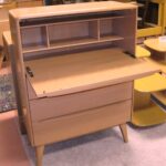 389 desk/chest redone Champagne