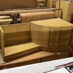 comes with large rectangular mirror and glass shelf