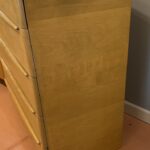 Platinum in excellent condition. 38 x 19 x 44 $1400